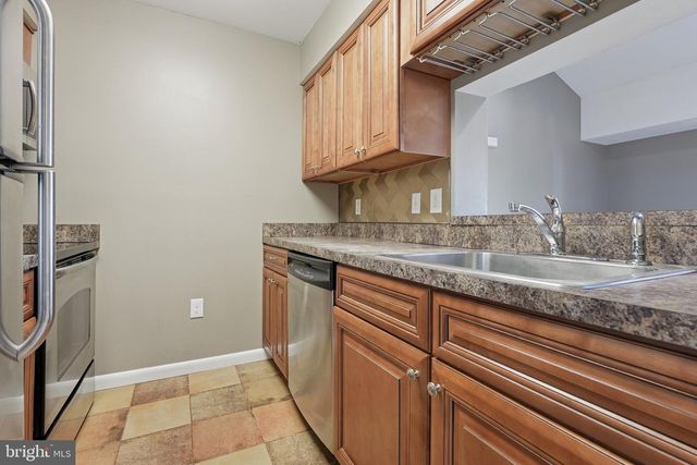 1608 RAVENS CREST DR, Plainsboro, NJ 08536