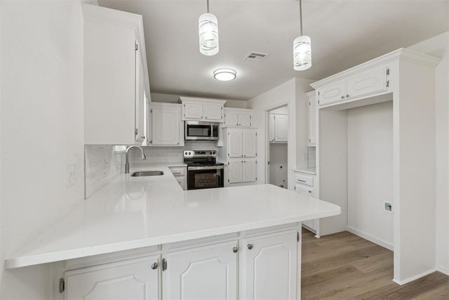 12108 Sylvester Drive, Oklahoma City, OK 73162