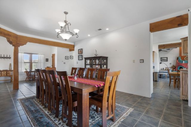 2133 Gazelle Road NE, Rio Rancho, NM 87124
