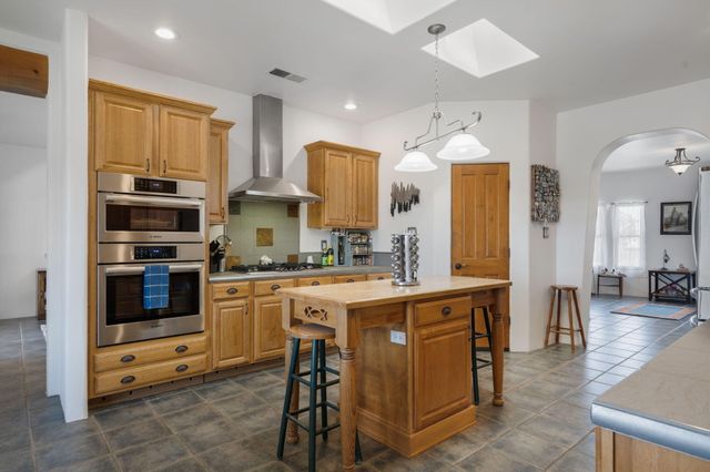 2133 Gazelle Road NE, Rio Rancho, NM 87124