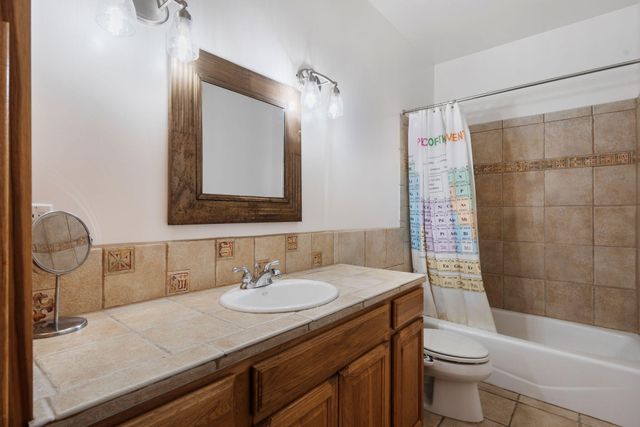 2133 Gazelle Road NE, Rio Rancho, NM 87124