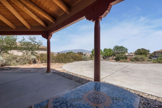 2133 Gazelle Road NE, Rio Rancho, NM 87124