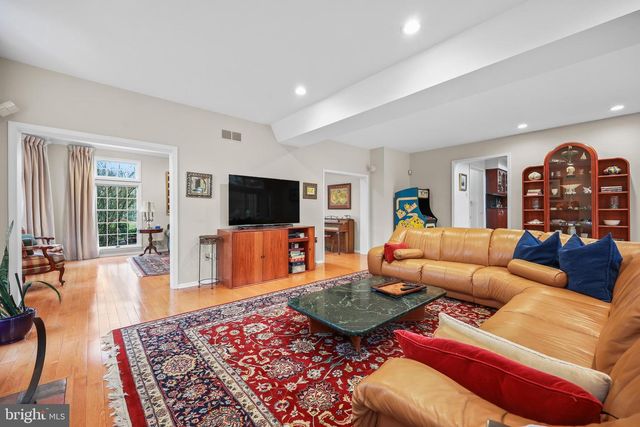 14 BENJAMIN TRL, Pennington, NJ 08534