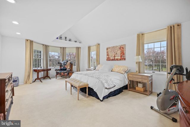 14 BENJAMIN TRL, Pennington, NJ 08534