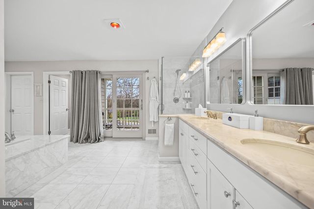 14 BENJAMIN TRL, Pennington, NJ 08534