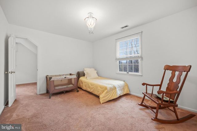 14 BENJAMIN TRL, Pennington, NJ 08534