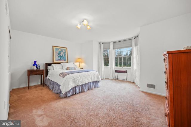 14 BENJAMIN TRL, Pennington, NJ 08534