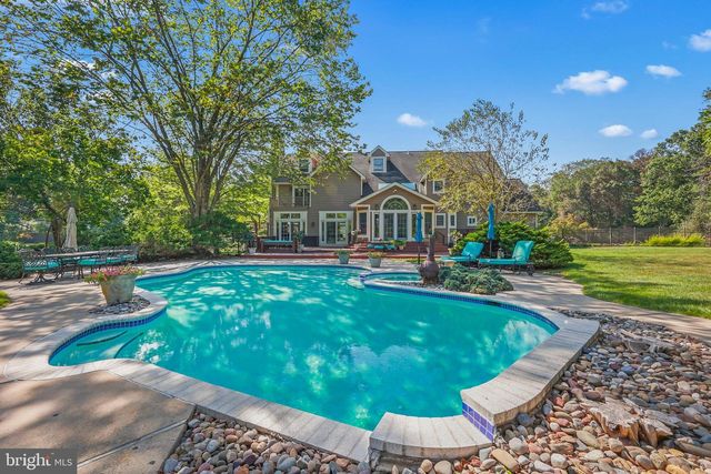 14 BENJAMIN TRL, Pennington, NJ 08534