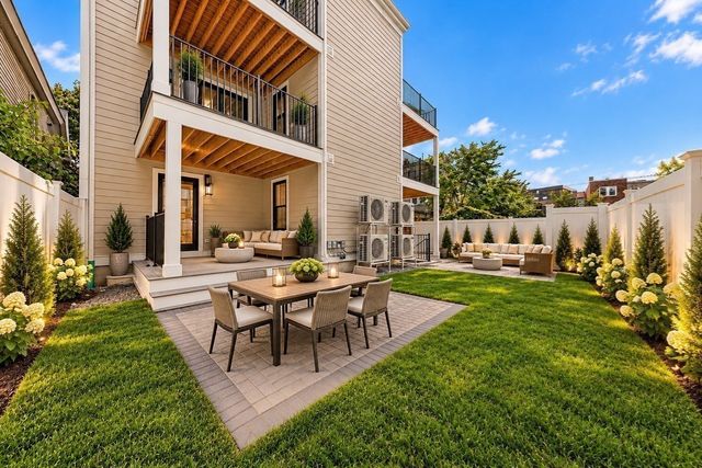 15 Hunting Street 2, Cambridge, MA 02141