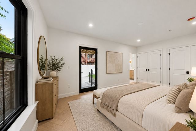 15 Hunting Street 2, Cambridge, MA 02141