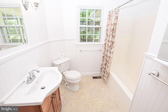 625 GRAY FOX RD, Harpers Ferry, WV 25425