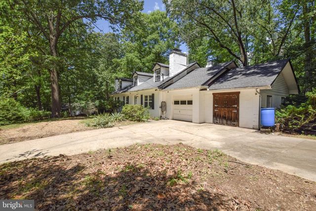 625 GRAY FOX RD, Harpers Ferry, WV 25425