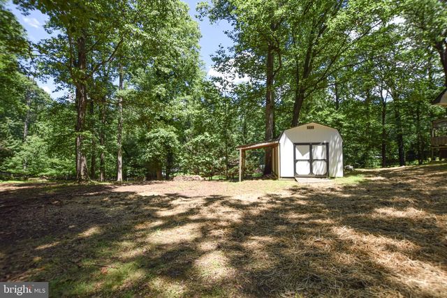 625 GRAY FOX RD, Harpers Ferry, WV 25425