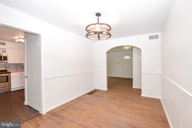 625 GRAY FOX RD, Harpers Ferry, WV 25425
