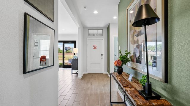 9657 MCCLANE FARM Drive, Fort Worth, TX 76036