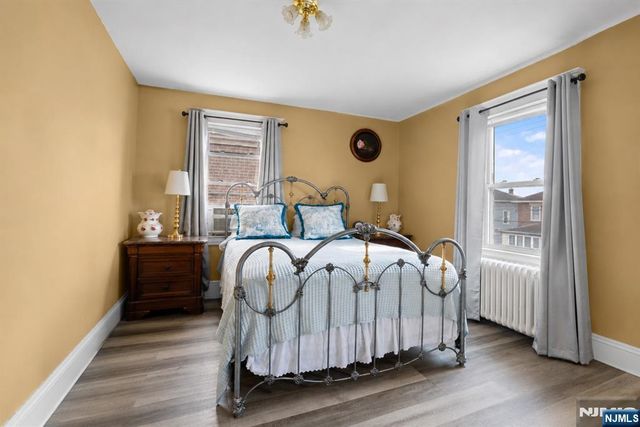 371 Park Avenue, Fairview, NJ 07022