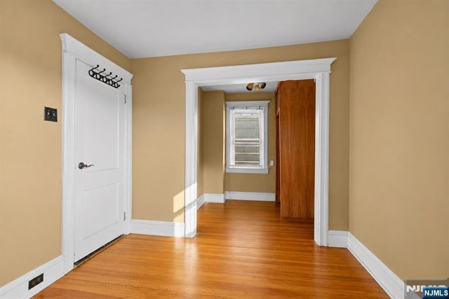 371 Park Avenue, Fairview, NJ 07022