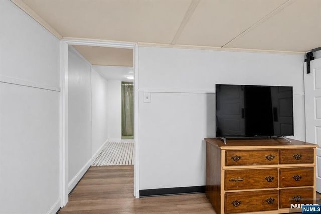 371 Park Avenue, Fairview, NJ 07022