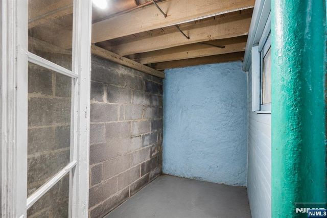 371 Park Avenue, Fairview, NJ 07022