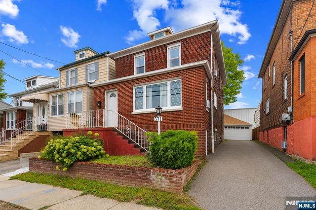 371 Park Avenue, Fairview, NJ 07022