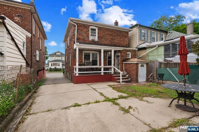 371 Park Avenue, Fairview, NJ 07022
