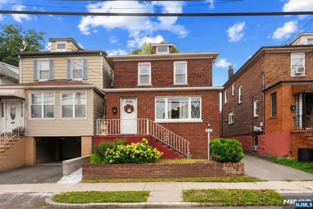 371 Park Avenue, Fairview, NJ 07022