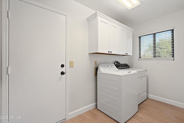 9123 W UTOPIA Road, Peoria, AZ 85382