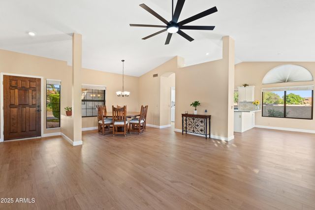 9123 W UTOPIA Road, Peoria, AZ 85382