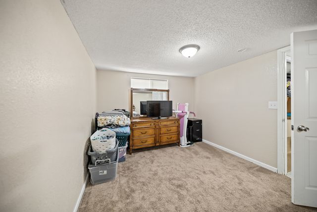 3548 W 30th Street, Davenport, IA 52804