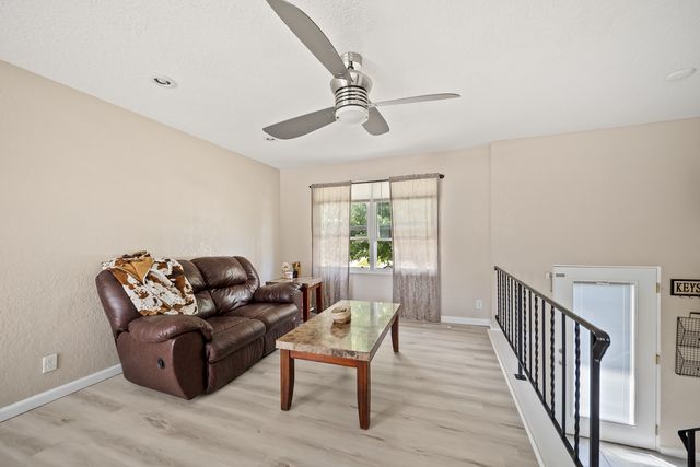 3548 W 30th Street, Davenport, IA 52804