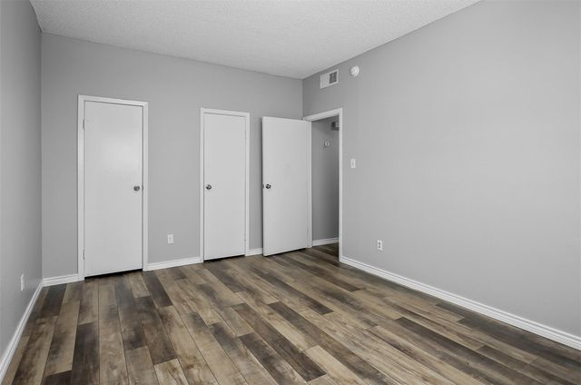 7065 N Holiday Drive, Galveston, TX 77550