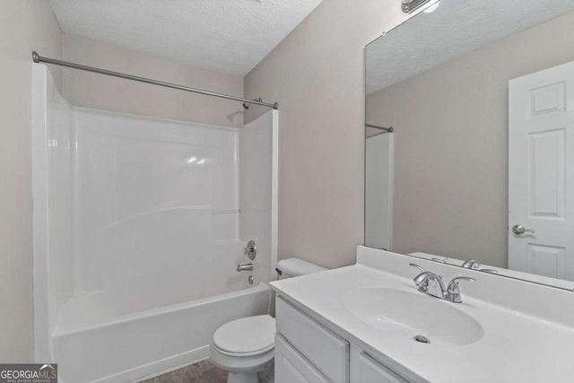 6115 Riveroak Terrace, Atlanta, GA 30349