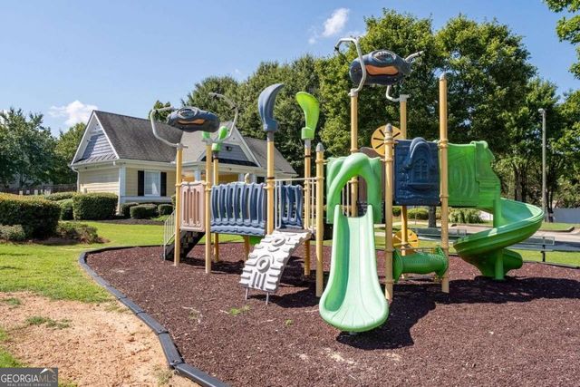 6115 Riveroak Terrace, Atlanta, GA 30349