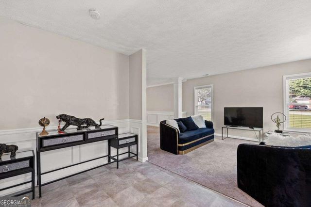 6115 Riveroak Terrace, Atlanta, GA 30349