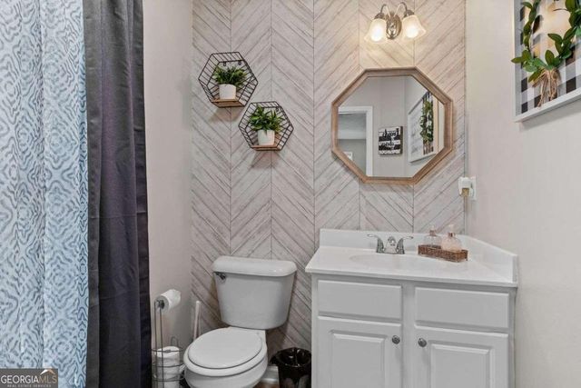 6115 Riveroak Terrace, Atlanta, GA 30349