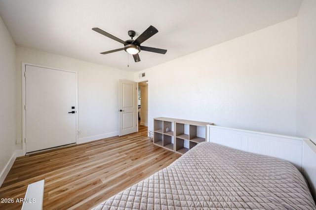 5209 E BECK Lane, Scottsdale, AZ 85254