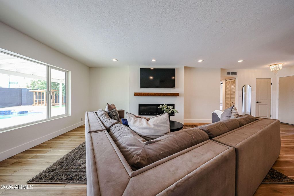 5209 E BECK Lane, Scottsdale, AZ 85254 — photo 5