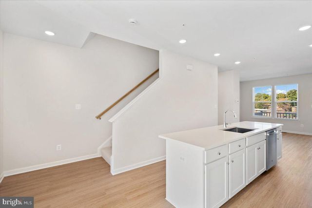 6074 SOHO WAY, Hyattsville, MD 20782