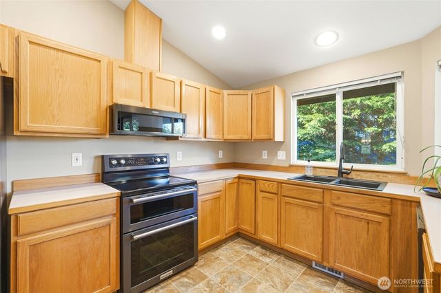 212 9th Street, Snohomish, WA 98290