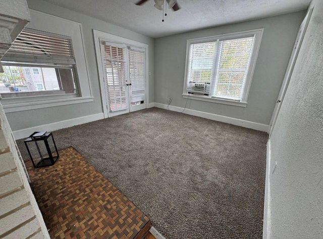 1310 28TH STREET N Upper, St Petersburg, FL 33713