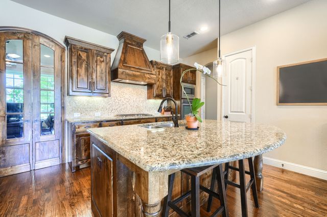 817 Calm Crest Drive, Rockwall, TX 75087