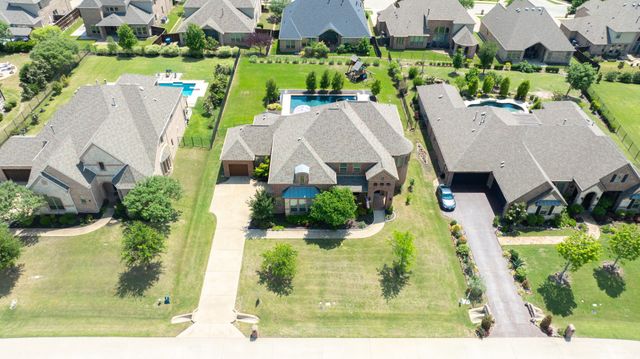817 Calm Crest Drive, Rockwall, TX 75087