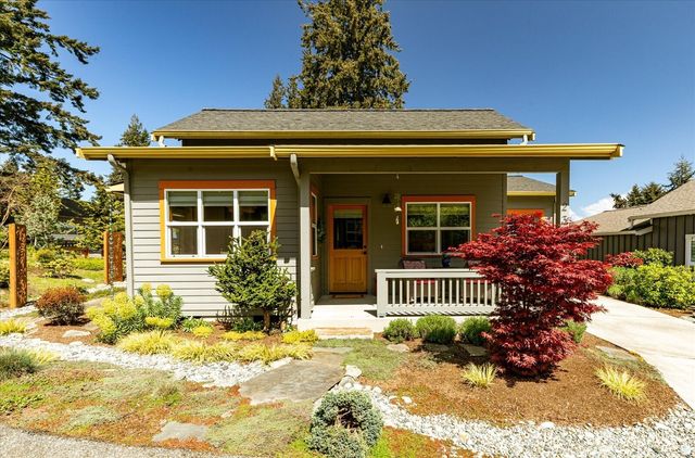 233 Clover Court, Langley, WA 98260