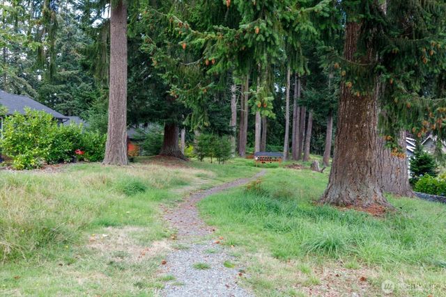 233 Clover Court, Langley, WA 98260