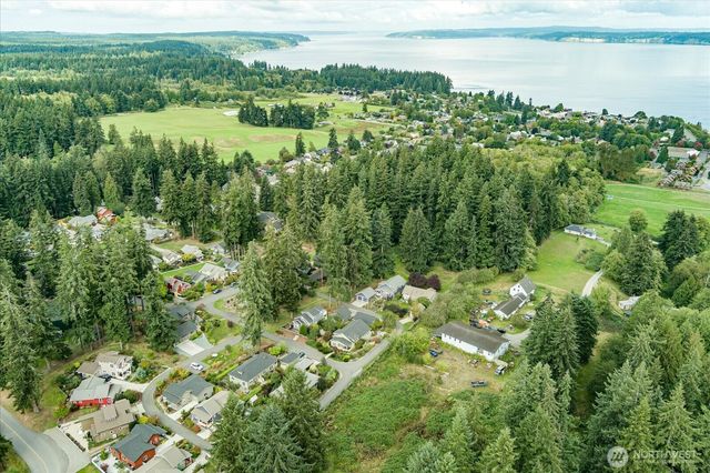 233 Clover Court, Langley, WA 98260