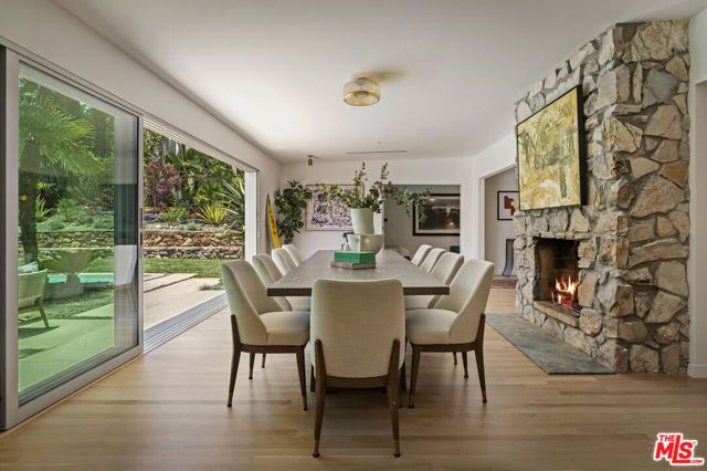 2235 Chislehurst Drive, Los Angeles, CA 90027