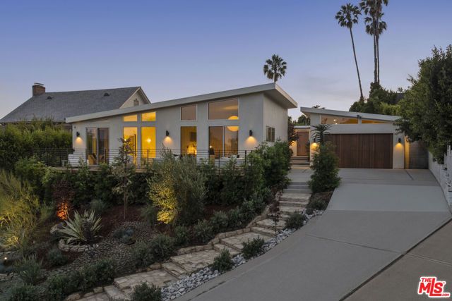 2235 Chislehurst Drive, Los Angeles, CA 90027