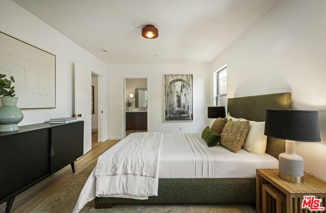 2235 Chislehurst Drive, Los Angeles, CA 90027