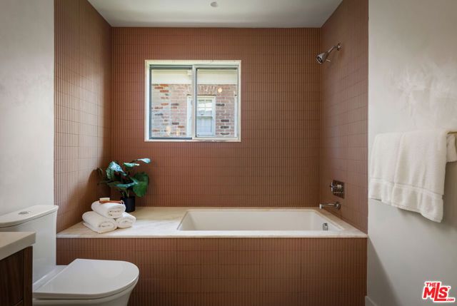 2235 Chislehurst Drive, Los Angeles, CA 90027