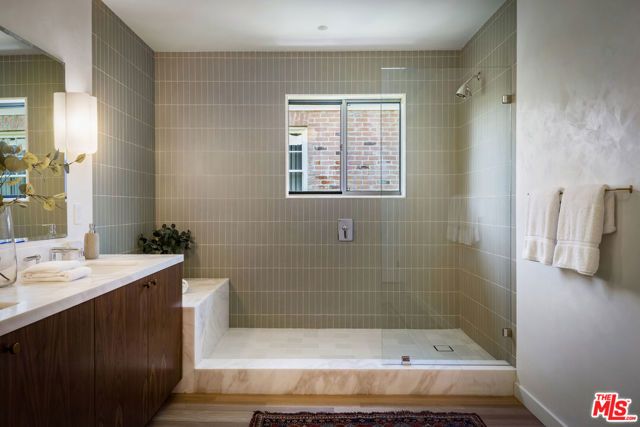 2235 Chislehurst Drive, Los Angeles, CA 90027